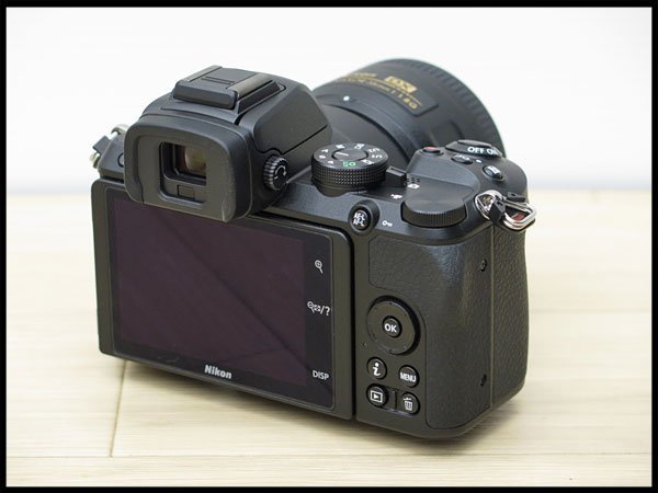 美品】Nikon (ニコン) Z6 ボディ（コンディションチェック済）