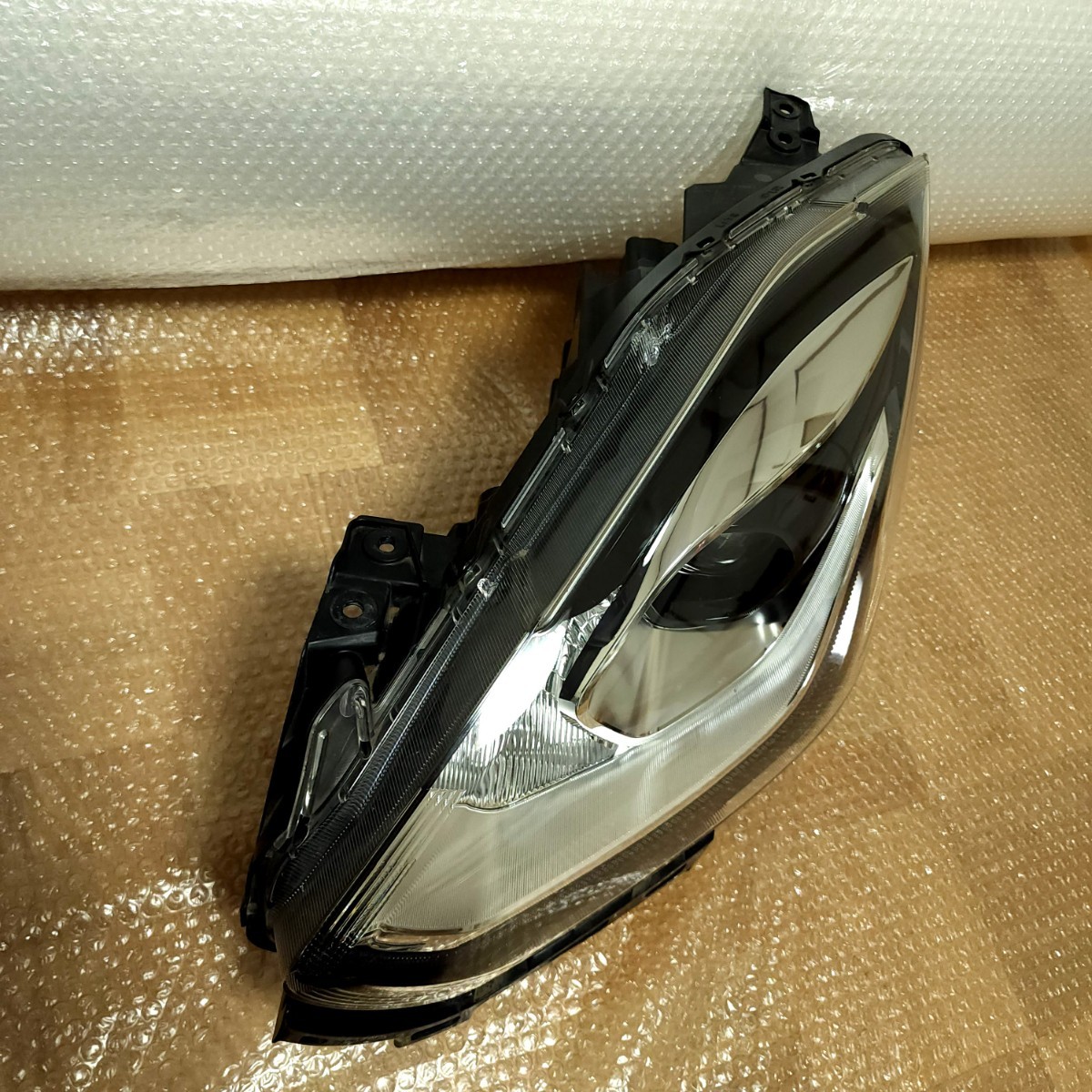 希少 良品 スズキ スイフト ZC13S ZC33S ZC43S ZC53S ZC83S 純正