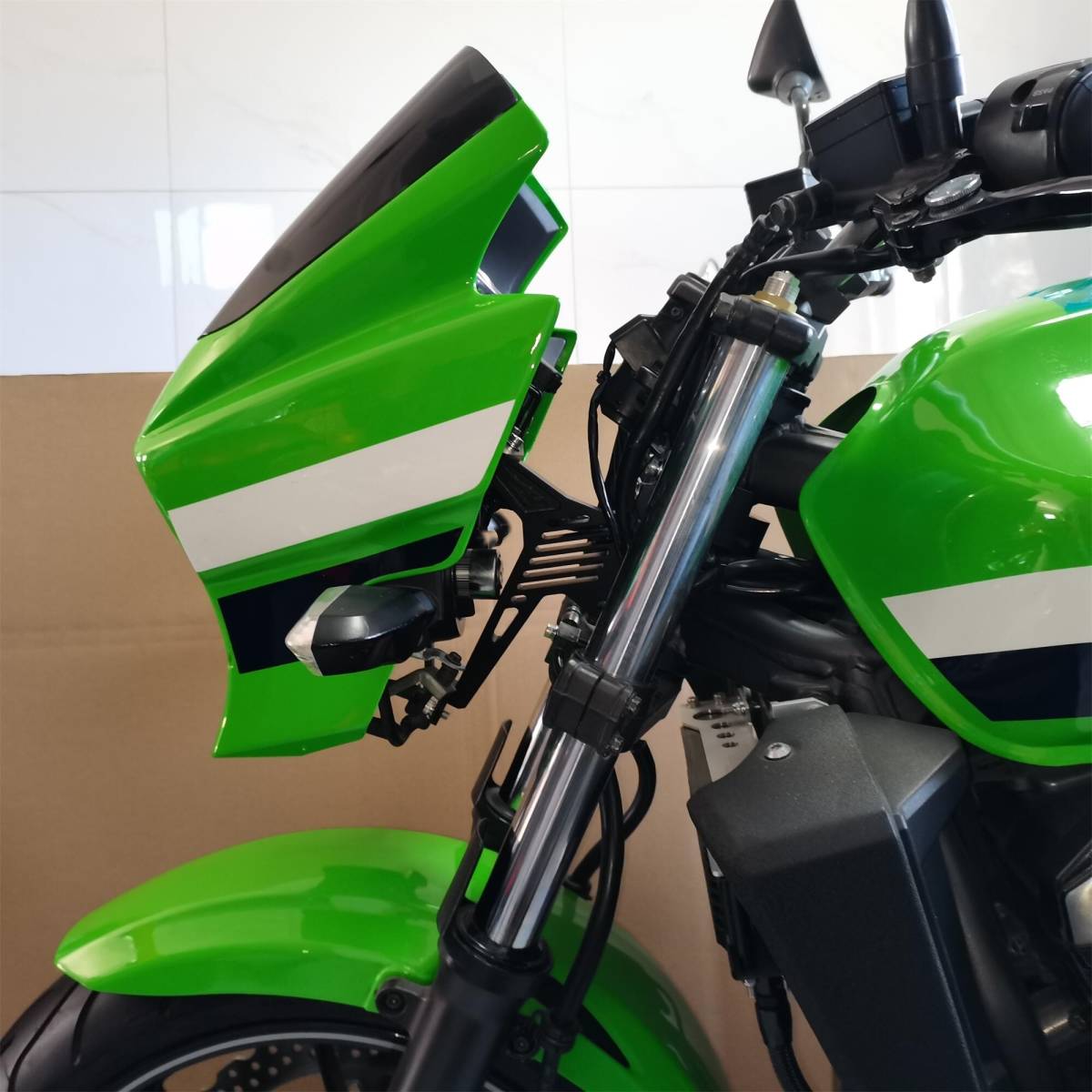 Yahoo!オークション - ZRX1200 フレームマウントカウルステー（16-0329