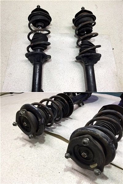 希少】DR30 スカイライン 後期 純正 フロントストラット ブレーキ 