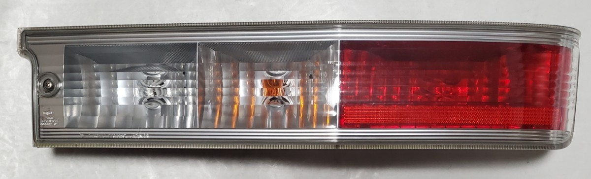 ダイハツ アトレー・S321G/S331G 純正 中期 テールライト/テールランプ