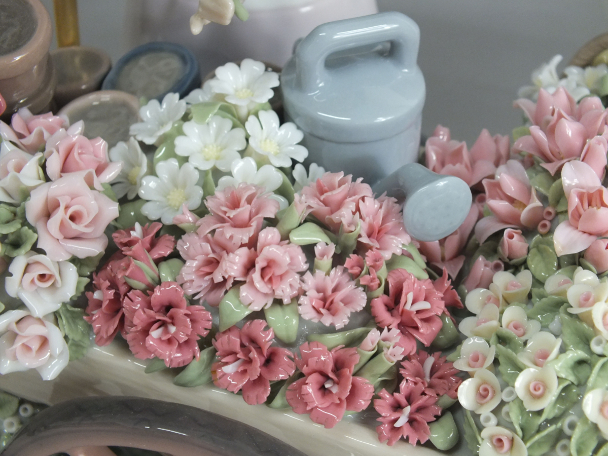 風】本物保証 LLADRO リヤドロ 1454 「公園通りの花屋さん」大型作品