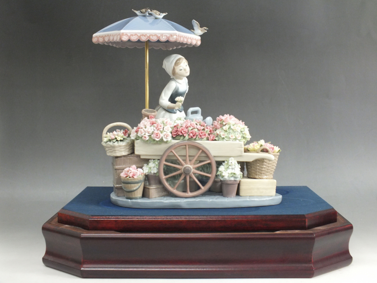 風】本物保証 LLADRO リヤドロ 1454 「公園通りの花屋さん」大型作品
