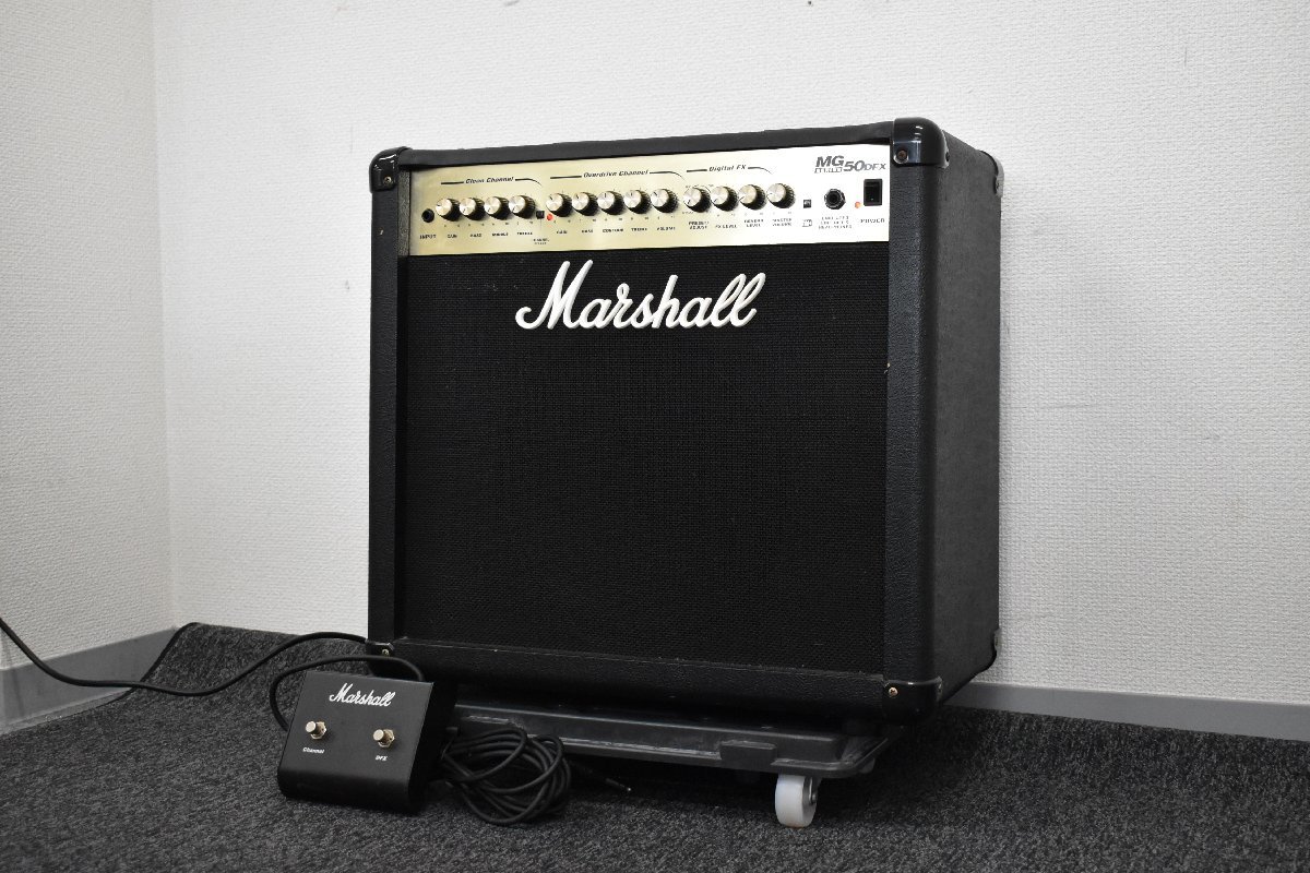Σ6361 Marshall マーシャル コンボ ギターアンプ MG50DFX フット 