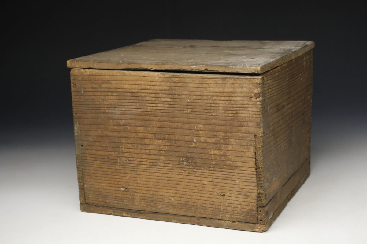 LIG】鍋島焼 色鍋島 草花文小皿 五客揃 時代箱 古美術品 旧家蔵出品