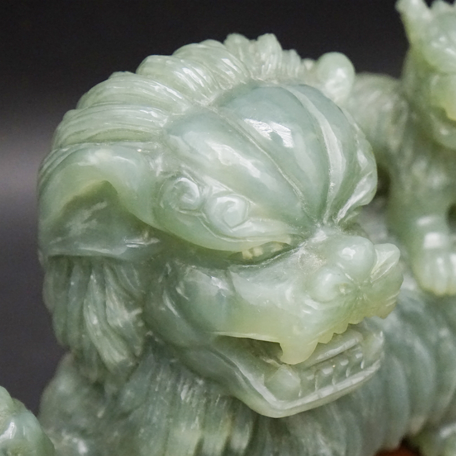 中国美術 中国古玩 天然岫玉 玉製 砡製 砡精密細工造 翡翠 獅子置物