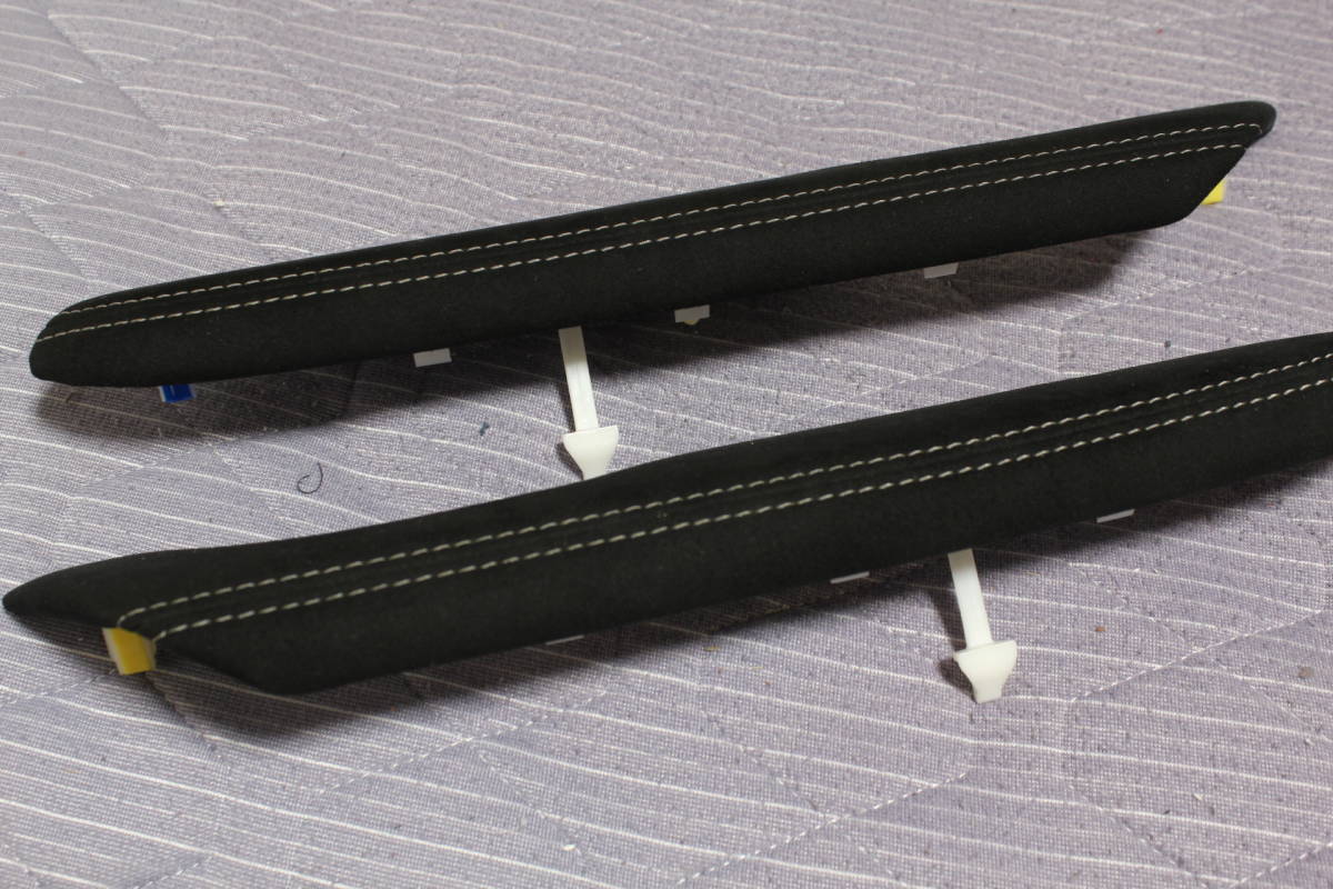 赤字超特価，品質保証 ☆プリウスPHV GRスポーツ純正ドアアームレスト