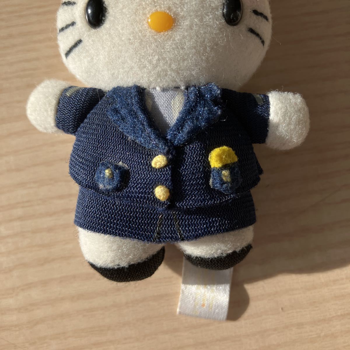 ハローキティ サンリオ ぬいぐるみ 警察官 - マスコット 警察グッズ
