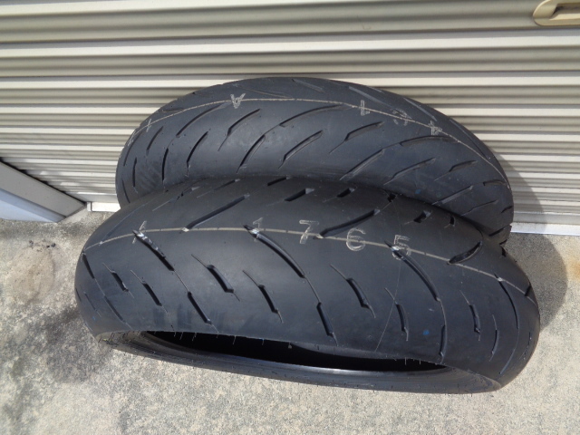 DUNLOP SPORTMAX GPR300 120/70-17 160/60-17 ZR 超低走行 前後セット