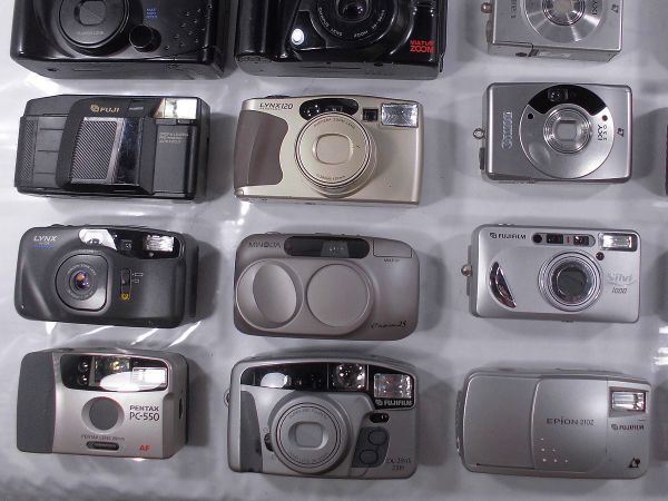 カメラ　まとめ売り 36台　Canon・OLYMPUS・FUJ I・RICOH他 カメラ まとめ売り 36台 Canon・OLYMPUS・FUJ I・RICOH他