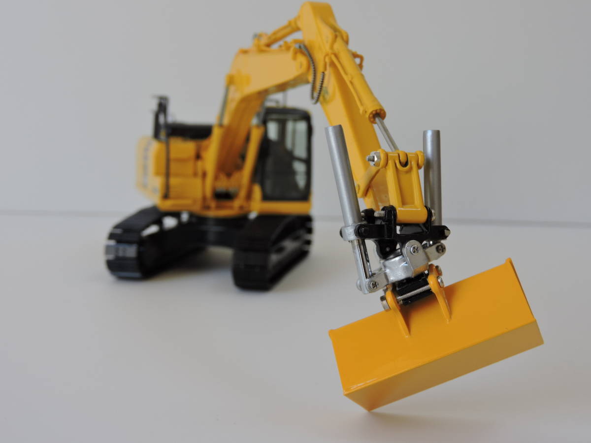 1/50 アタッチメント OilQuick チルトローテーター OQTR タイプ 20t  