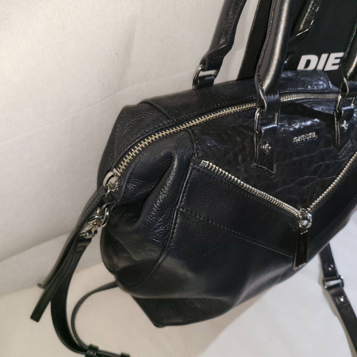 美品◇◇ディーゼルDIESEL◇◇2way◇◇ジップデザイン◇◇ブラック黒本 