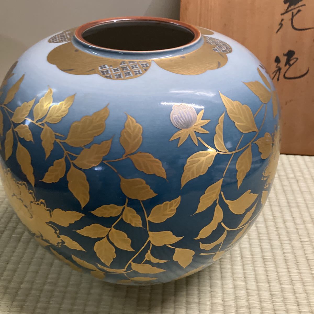 九谷焼 花瓶 ( 木箱入り - メルカリ : 花器 専用木箱 蓋付湯呑 8号花瓶 d