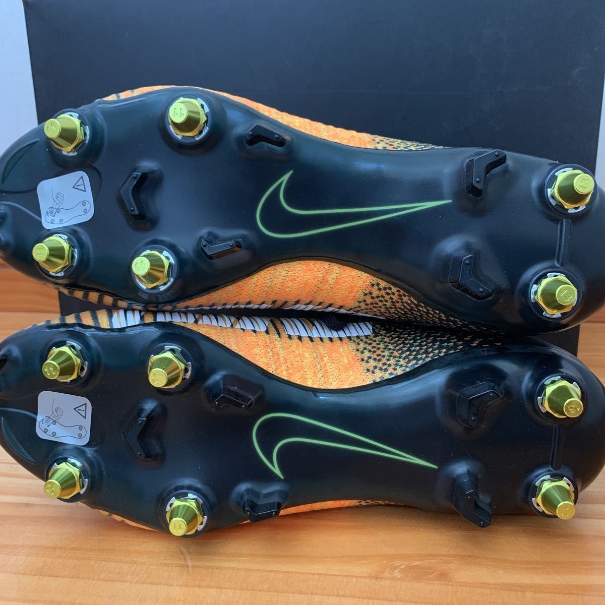 マーキュリアルスーパーフライ8 sg 27.5cm hypervenom 【公式通販】