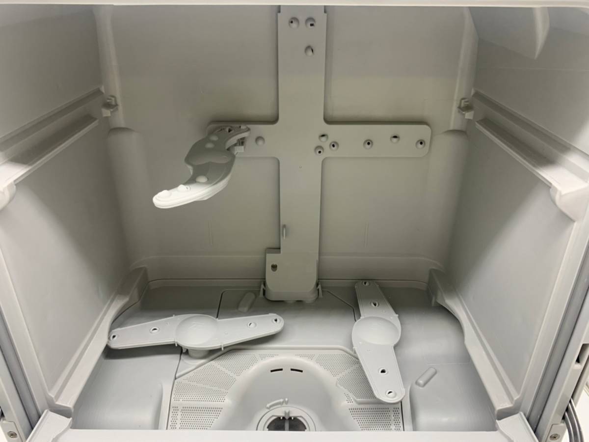 【美品】パナソニック NP-TH4-C(サンディベージュ)食器洗い乾燥機 5人用 食洗機 2020年製
