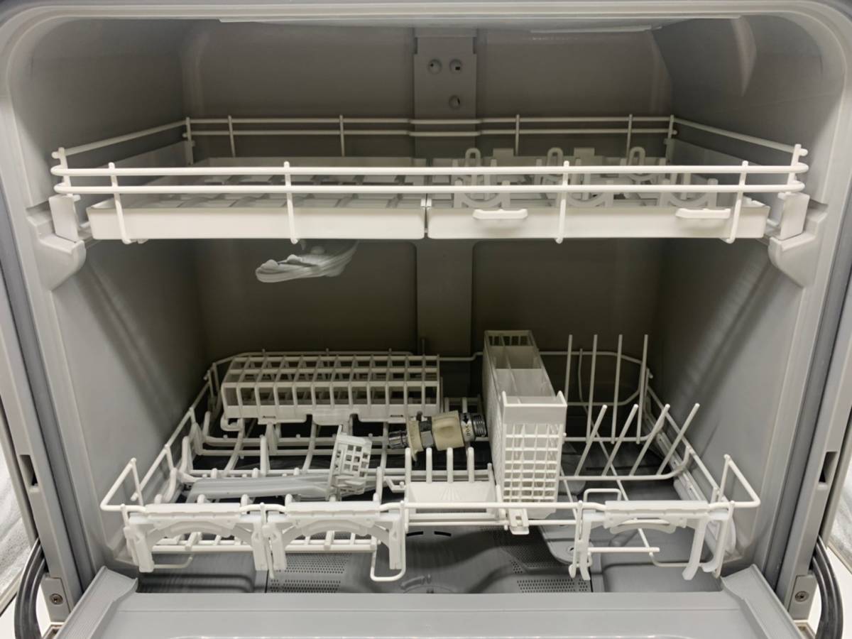 【美品】パナソニック NP-TH4-C(サンディベージュ)食器洗い乾燥機 5人用 食洗機 2020年製