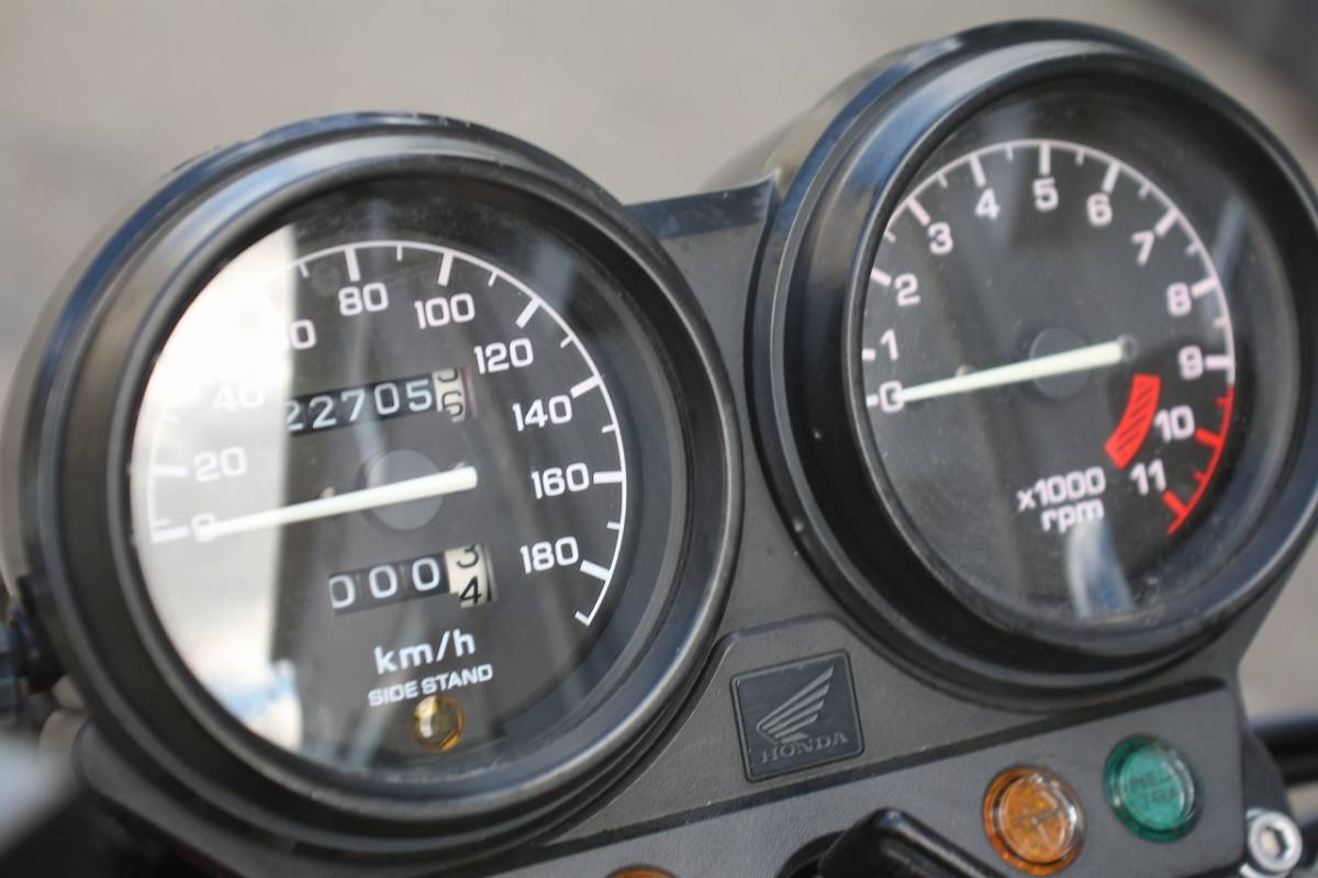 [送料無料] Carrozzeria AVIC -RZ811-D カーナビ RC42 - CB750 CB750L 教習車 Yahoo!オークション CB750-K⁄教習車⁄RC42