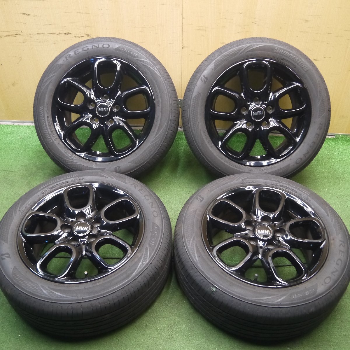 バリ溝！21年！キレイ！9.5分★MINI ミニ 純正 205/55R16 ブリヂストン レグノ GR-XⅡ 16インチ PCD112/5H★