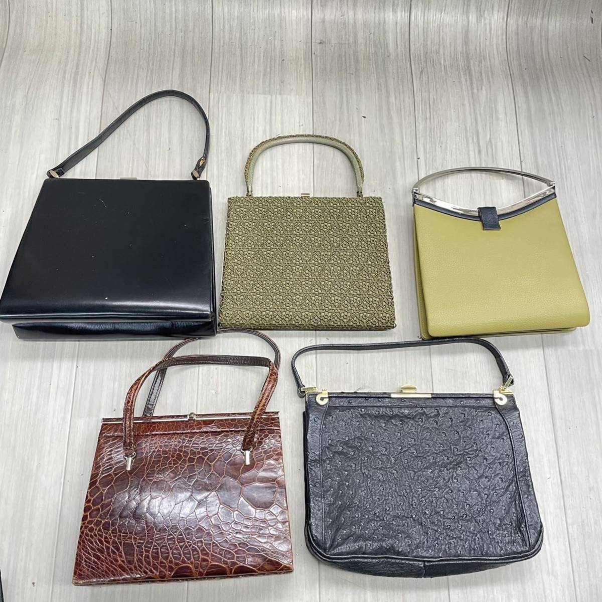 バッグ財布まとめ売り】 まとめ売り16点 ハンドバッグ ショルダー 