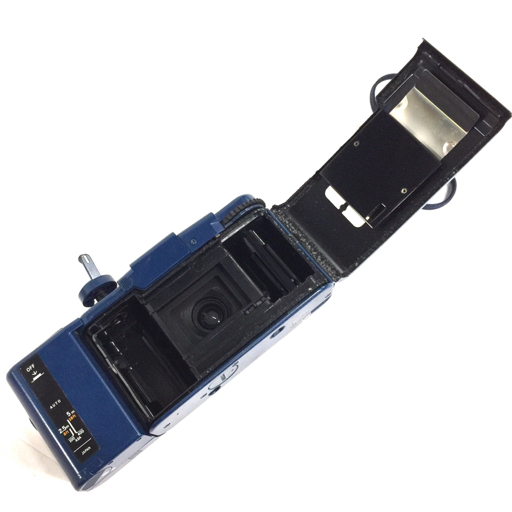 OLYMPUS XA2 A11 コンパクトフィルムカメラ ブルー オリンパス QZ082