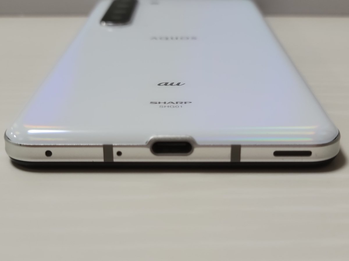 ☆【32223WM】 完動品 au SHG01 SHARP AQUOS R5G オーロラホワイト SIM