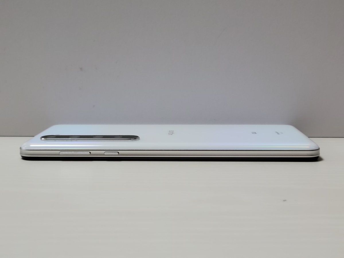 ☆【32223WM】 完動品 au SHG01 SHARP AQUOS R5G オーロラホワイト SIM