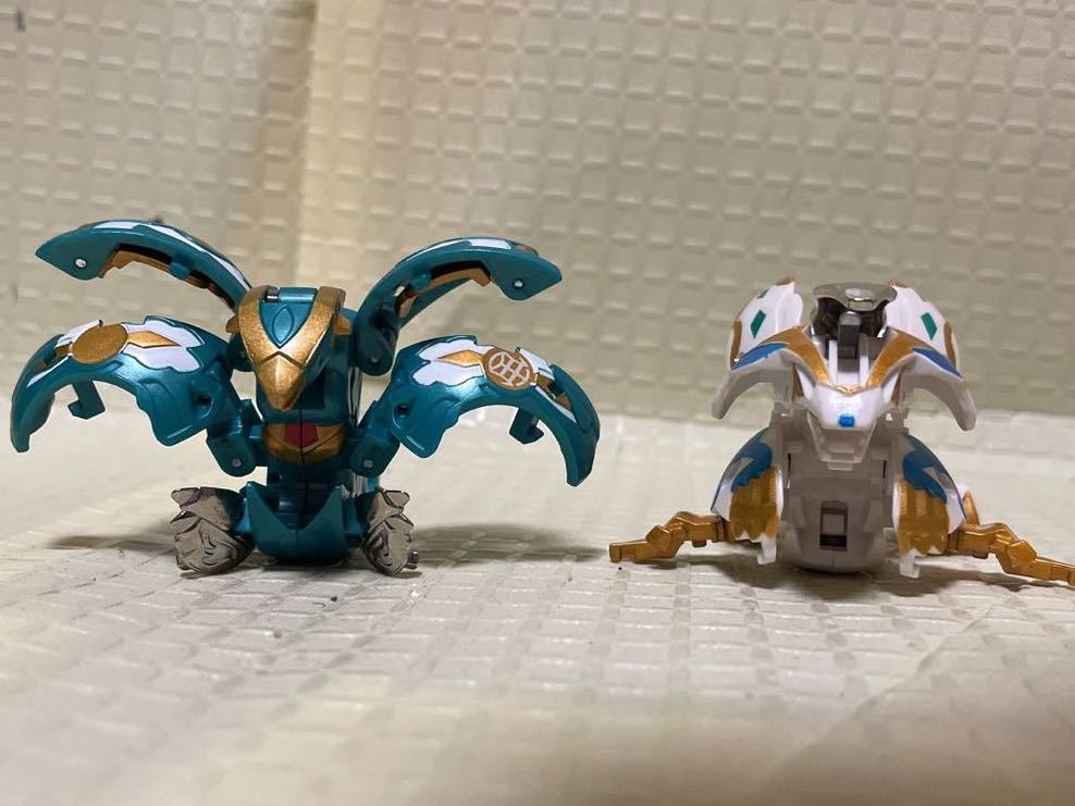 爆丸　皇レオネス・将ファルコ 爆丸 将ファルコ 皇レオネス 2個セット 36㎜球 Bakugan Battle