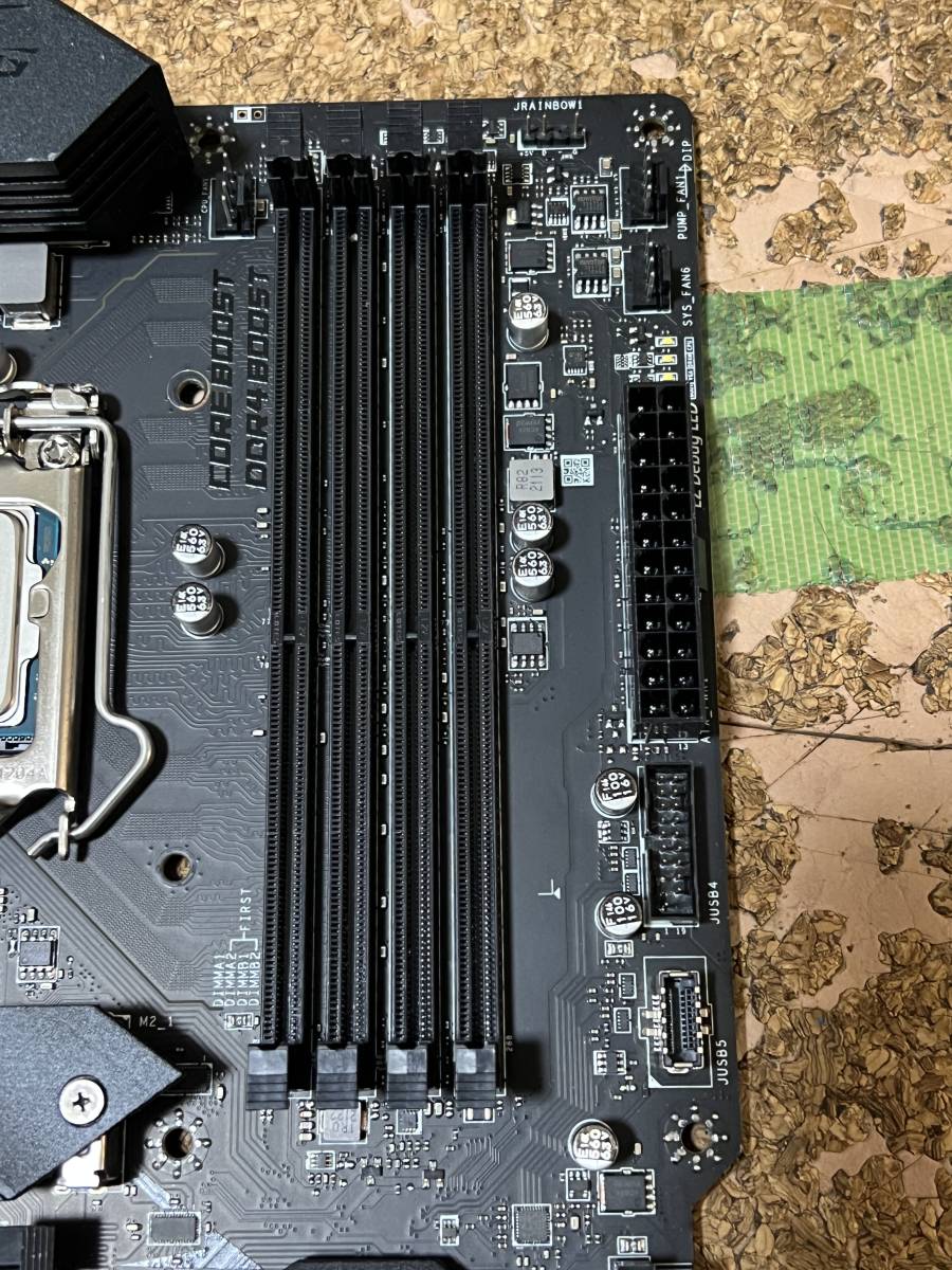 ASUS ROG STRIX z490-a 一部ピン曲がり ASUS、6ヶ月間のCPUソケット