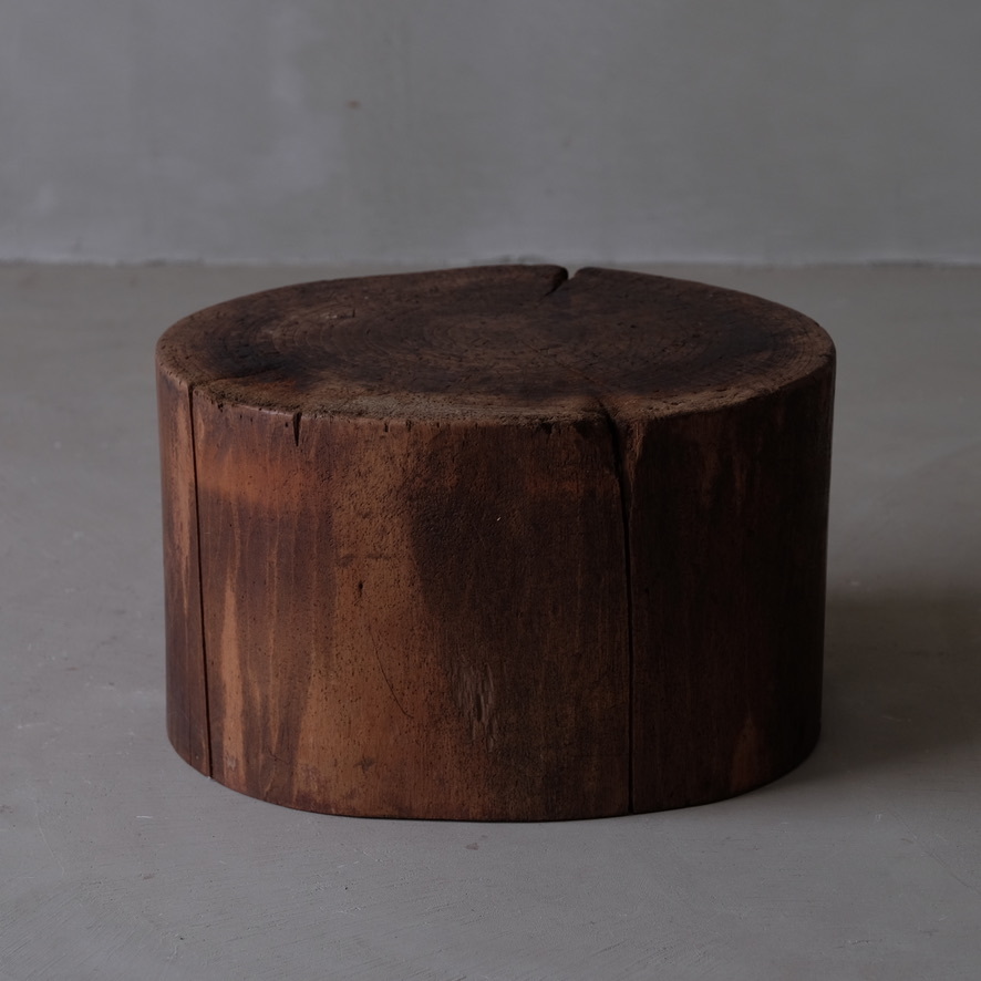 02524 古い丸太の作業台 / テーブル スツール 花台 展示台 古民具 古道具 アンティーク