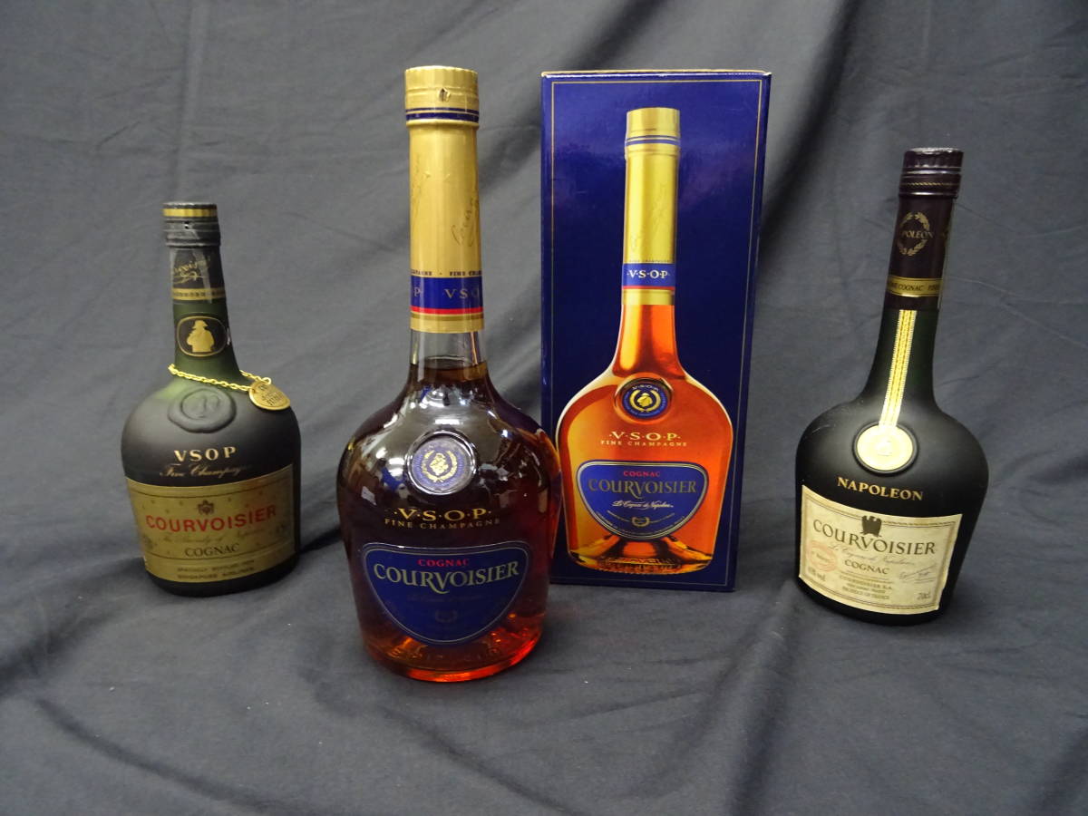 未開栓 クルボアジェ Courvoisier ナポレオン バカラボトル 700ml