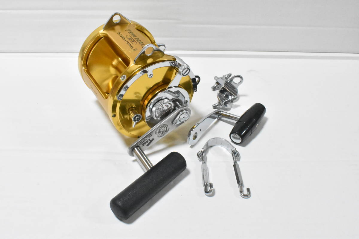 フィッシング Penn Reels International II 80TW トローリング