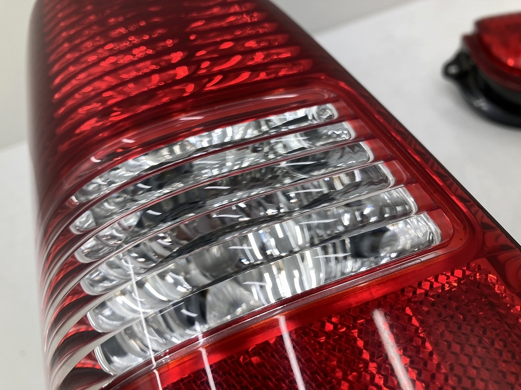 エブリィワゴン 純正テールランプ左右セット エブリィワゴン 純正