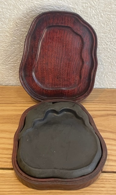 書道具　硯　彫刻細工　茄子型　古硯　硯石　古道具　木箱入り　中国美術？　現状品