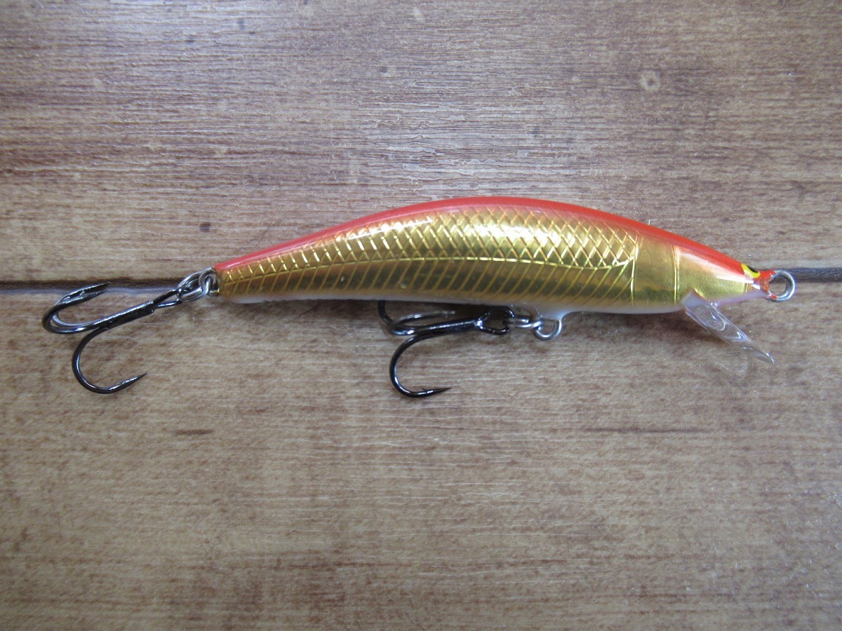 SAURUS ブラウニートラン7cm フローティングミノー 4個セット！ SAURUS