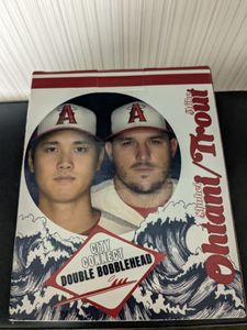 ボブルヘッド 大谷 トラウトのYahoo!オークション(旧ヤフオク!)の相場