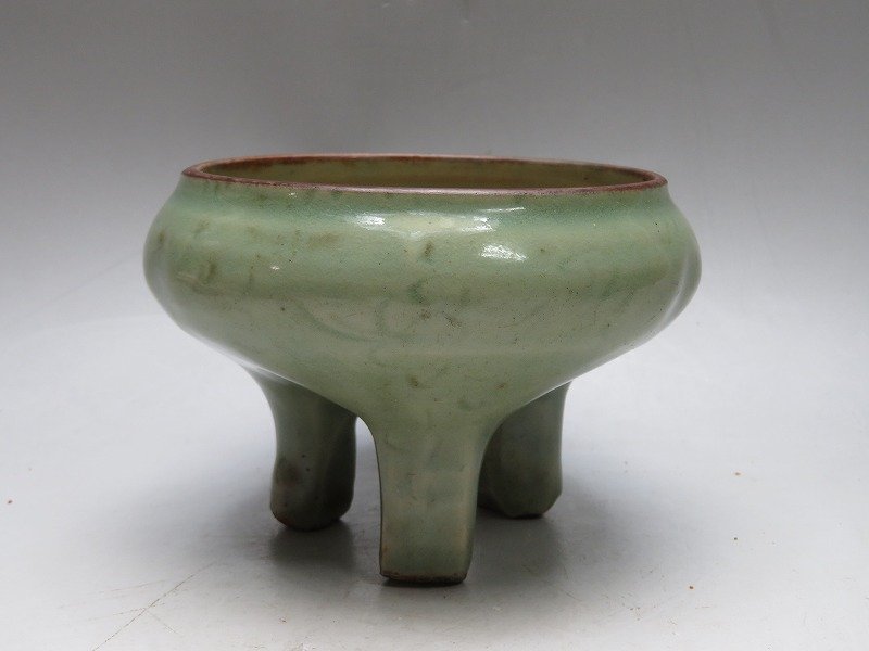 集082304青磁香炉 7572 中国陶器 薄造 黄地神獣文杯 小