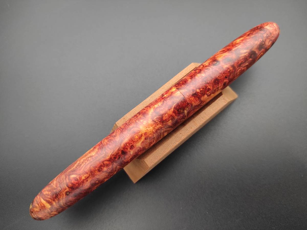 FongLai Woodworks】パイロット万年筆 カスタム743用銘木軸【花梨の瘤