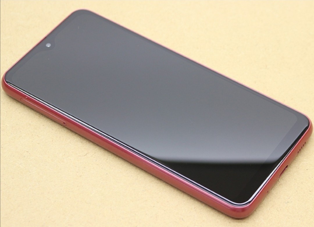 送料込 美品 GALAXY A23 5G SCG18 白ロム SIMフリー バッテリー良好