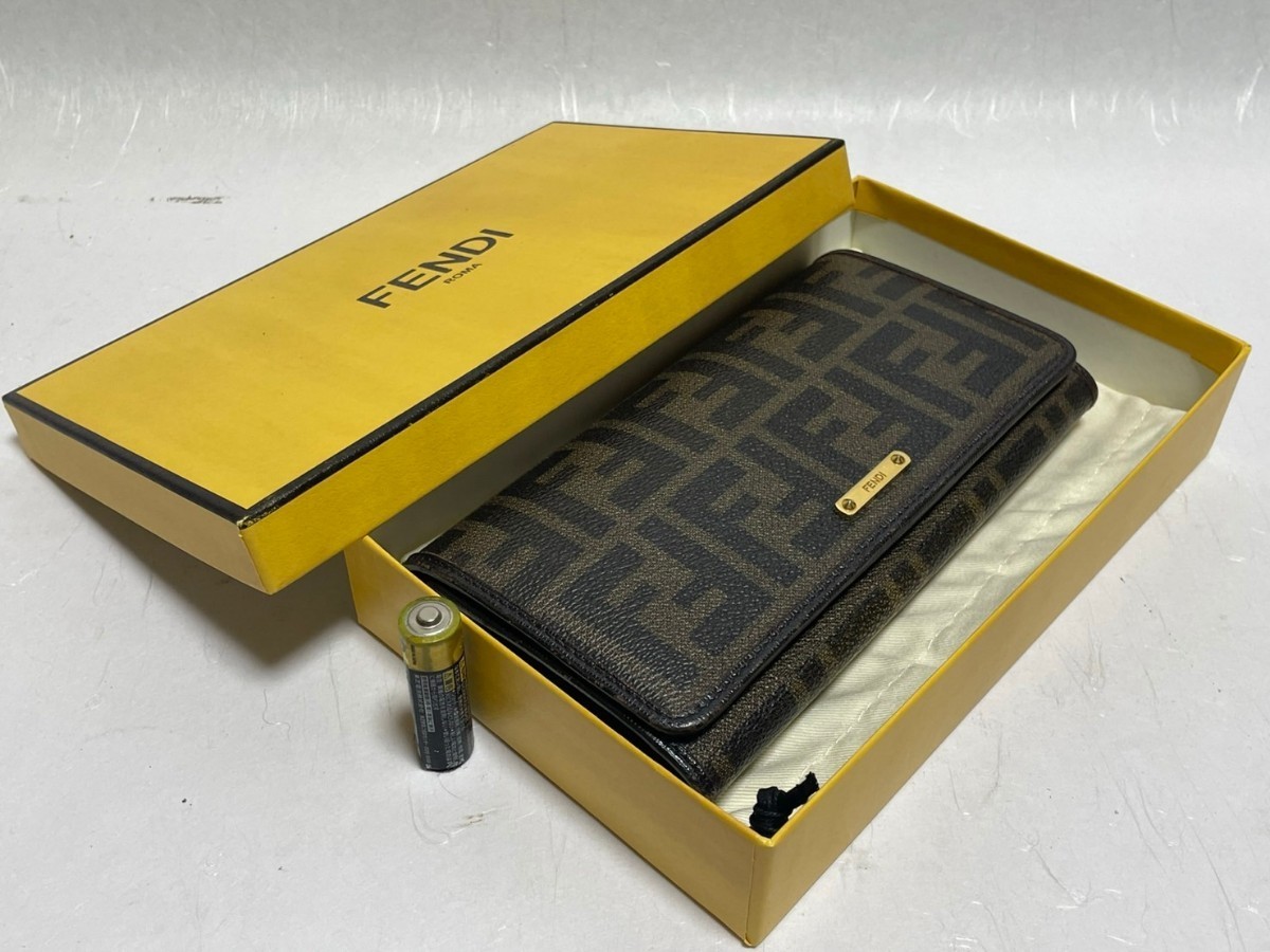 FENDI フェンディ 長財布 ほぼ未使用 正規品 FENDI フェンディ 長財布