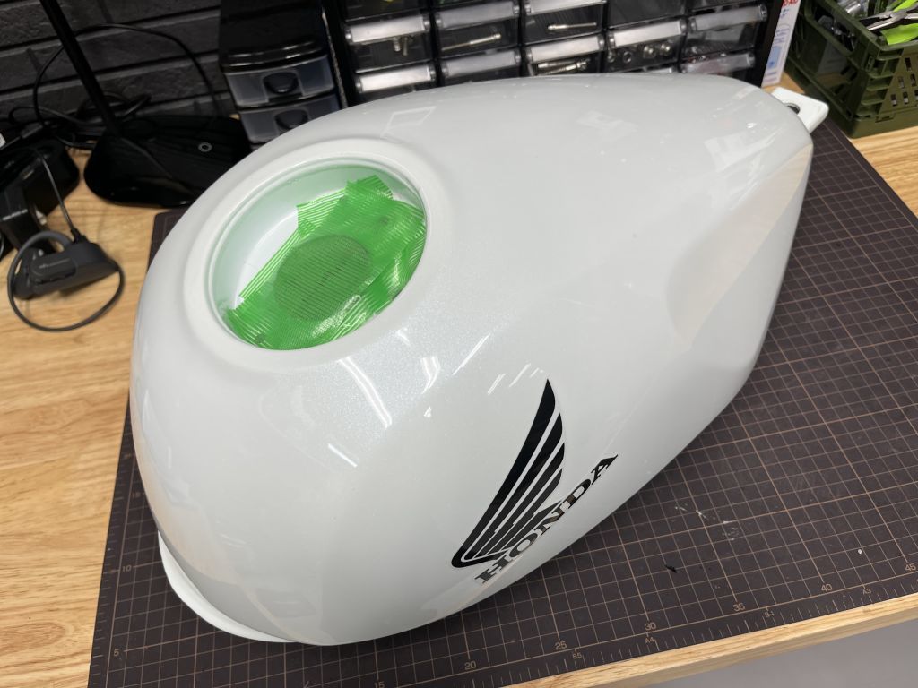 ホンダ レブル250 タンク ホワイトパール 【公式通販】