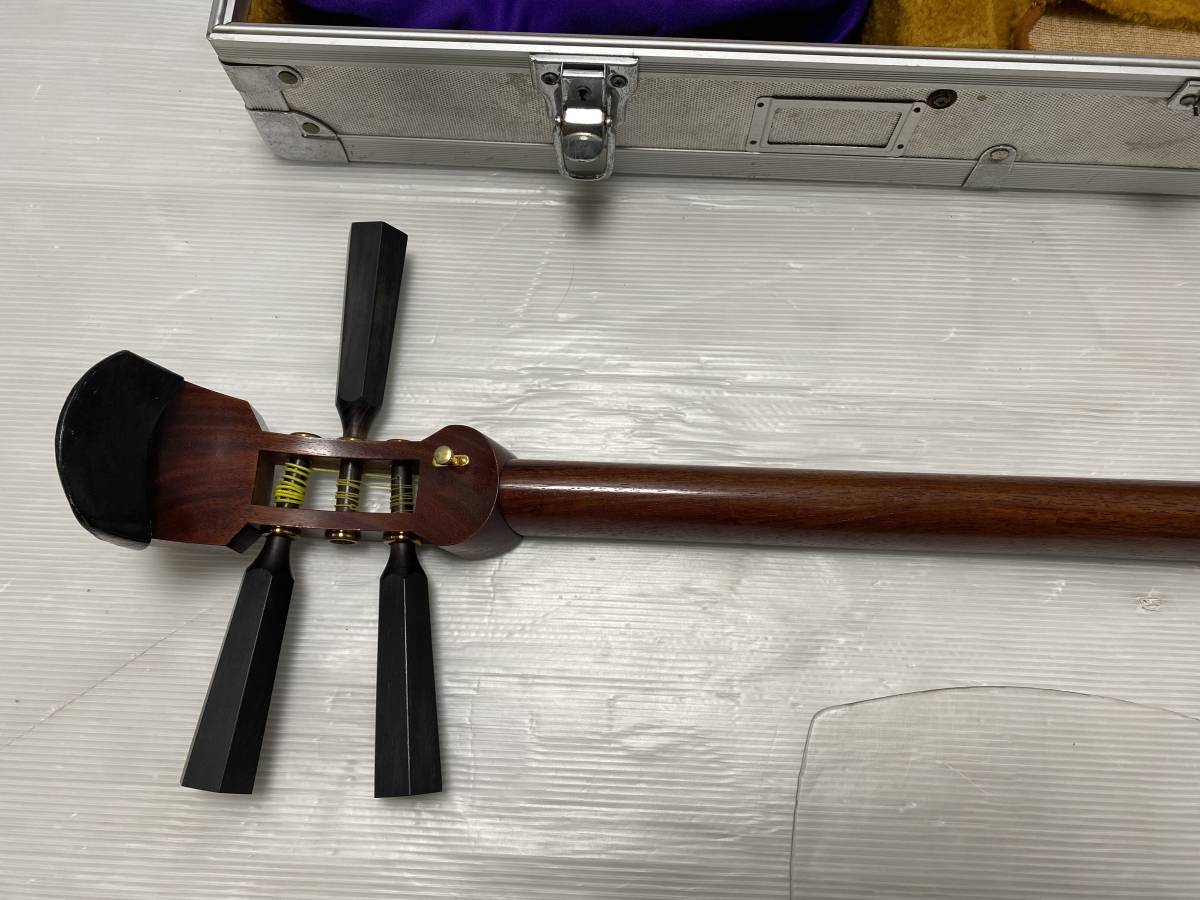 三味線 和楽器 ハードケース付 メーカー不明 中古品 ジャンク メーカー 