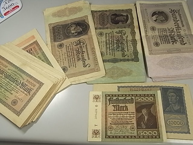 古い ☆ドイツ インフレ紙幣 まとめて 125枚 ドイツ ハイパー 1923