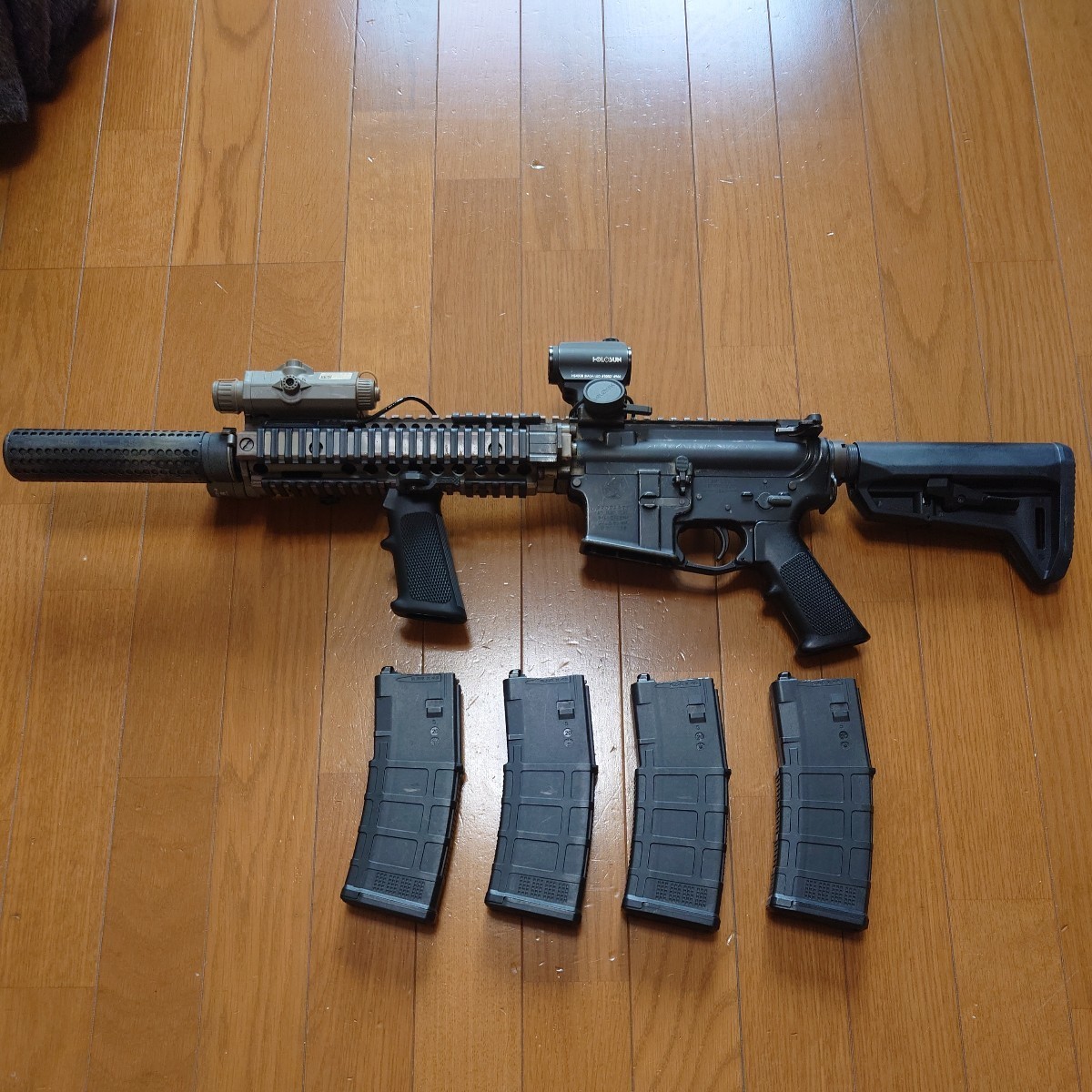 システマ　トレポン　MK18MOD1 MOVEオリジナルリコイルユニット組込　実物シュアファイア実物ARMSフォアグリップ付属　ホロサンHS403B付属