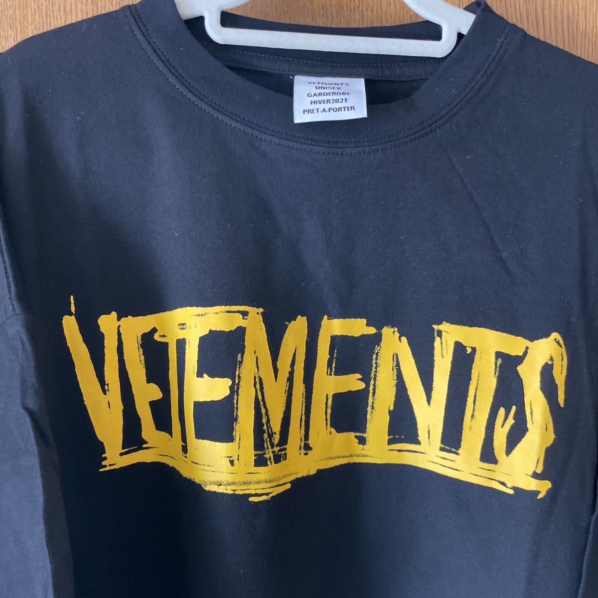 VETEMENTS ヴェトモン ベトモン tシャツ 半袖 ロンT イエロー ブラック 