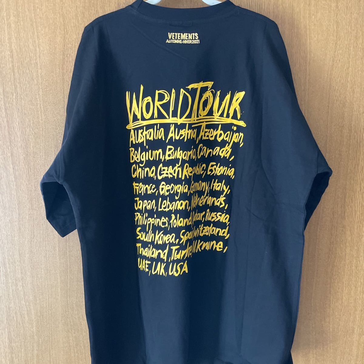 VETEMENTS ヴェトモン ベトモン tシャツ 半袖 ロンT イエロー ブラック 