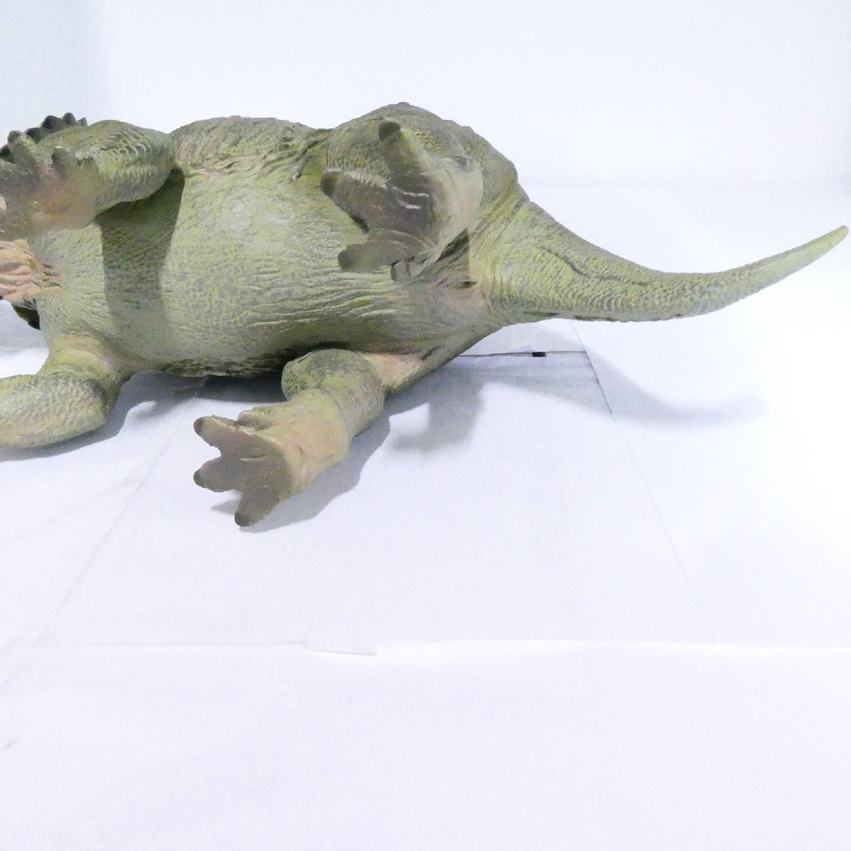 海洋堂 メガソフビアドバンス トリケラトプス フィギュア 恐竜(生き物