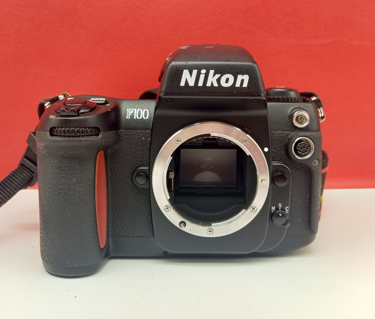 最新作，2026 □A Nikon F100 フィルムカメラ 一眼レフカメラ ボディ 