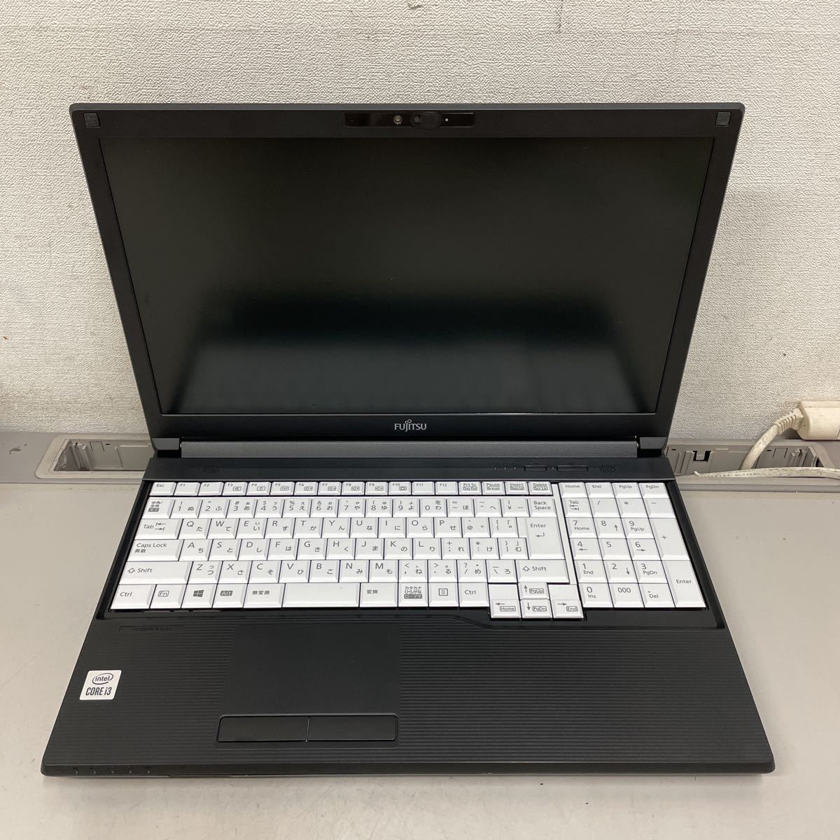 シ100 富士通LIFEBOOK A5510/FX FMVA8804XP Core i3 10110U メモリ8GB