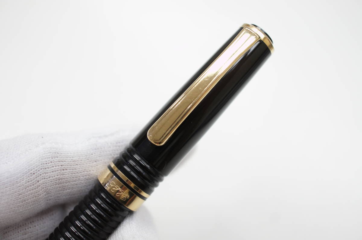 美品◇PLATINUM プラチナ ギャザード ブラック×ゴールド ペン先14K