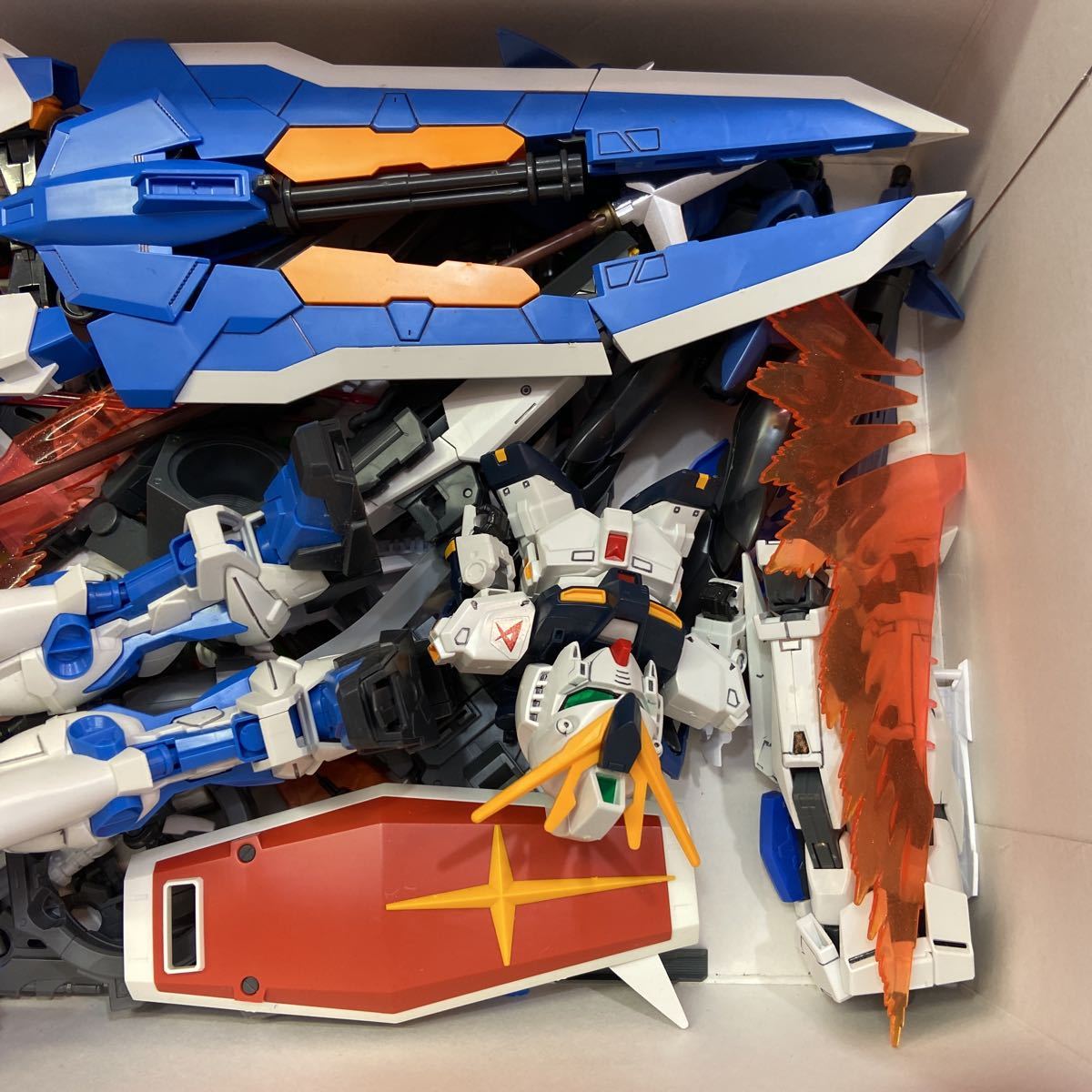 ガンプラ ジャンクパーツ等 詰め合わせ 作りかけ ガンダムプラモデル 